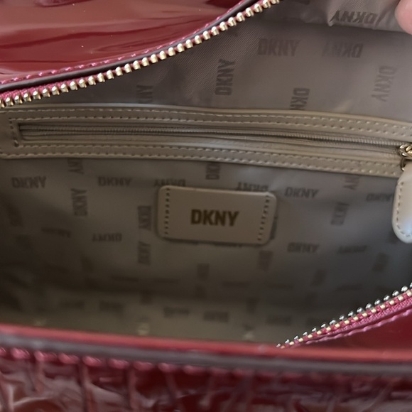 NWT DKNY Perri Box Satchel - Picture 7 of 10